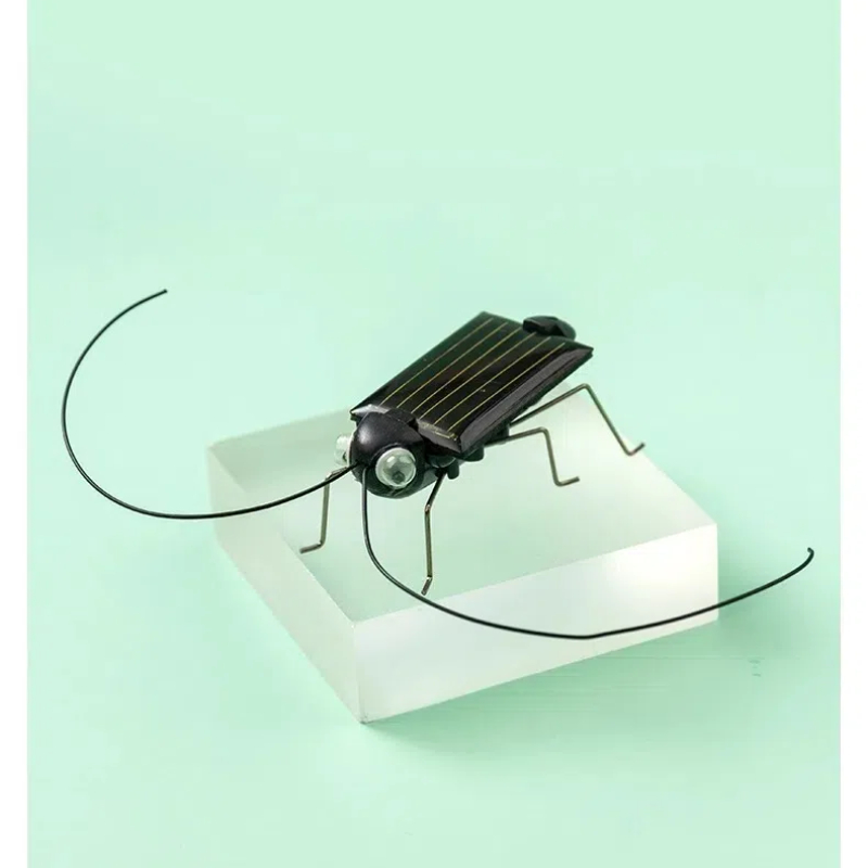 Kingdom Kids Education - Solarbetriebene Heuschrecke, Heuschrecke, Spielzeug, bewegliche Insektenfigur,